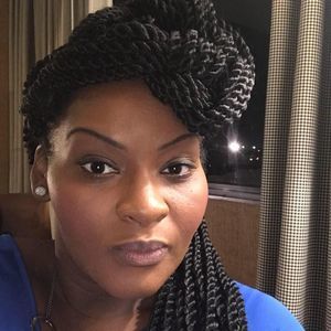 Meet your Posher, Inez sabrina